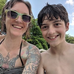 Meet your Posher, Laura